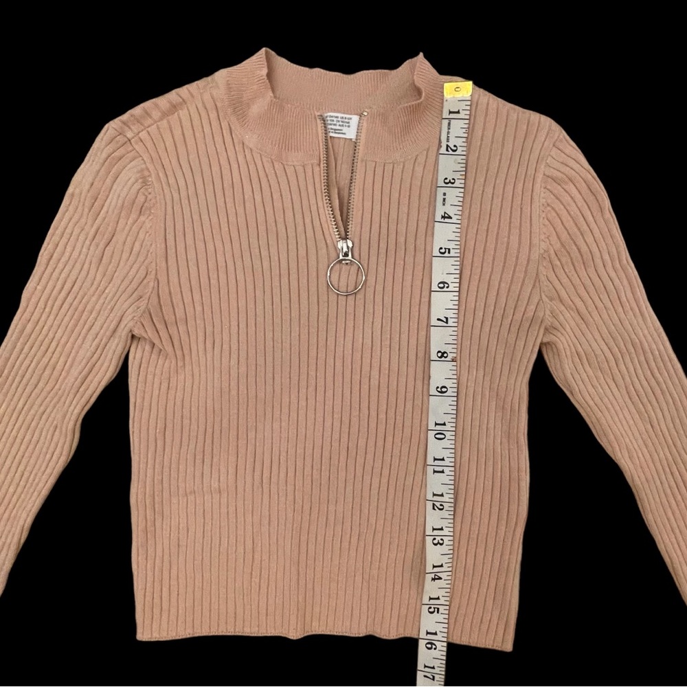 H&M Top - Picture 5 of 9